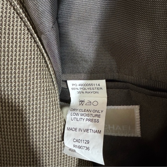 Michael Kors “Macy’s Men” Blazer - Picture 5 of 7